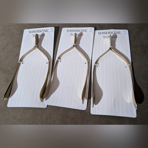 🛍️4 For $15🛍️Gold Wishbone Tongs - Picture 1 of 7